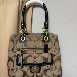 Coach Hampton Turnlock Signature Shoulder Bag